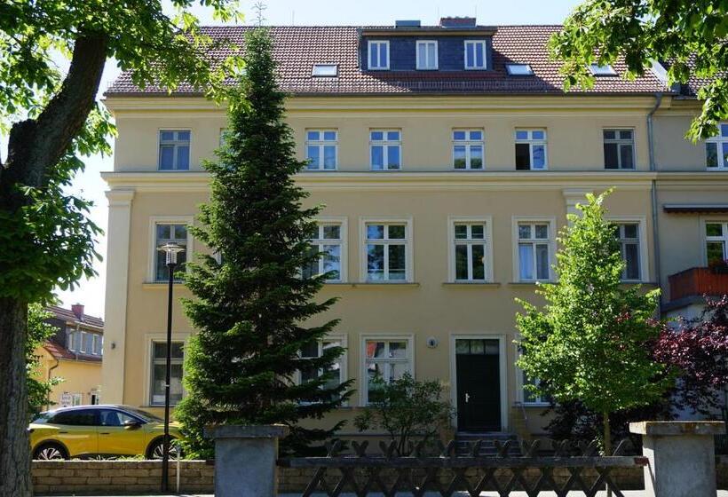 Einraumapartment Mit Seeblickbalkon