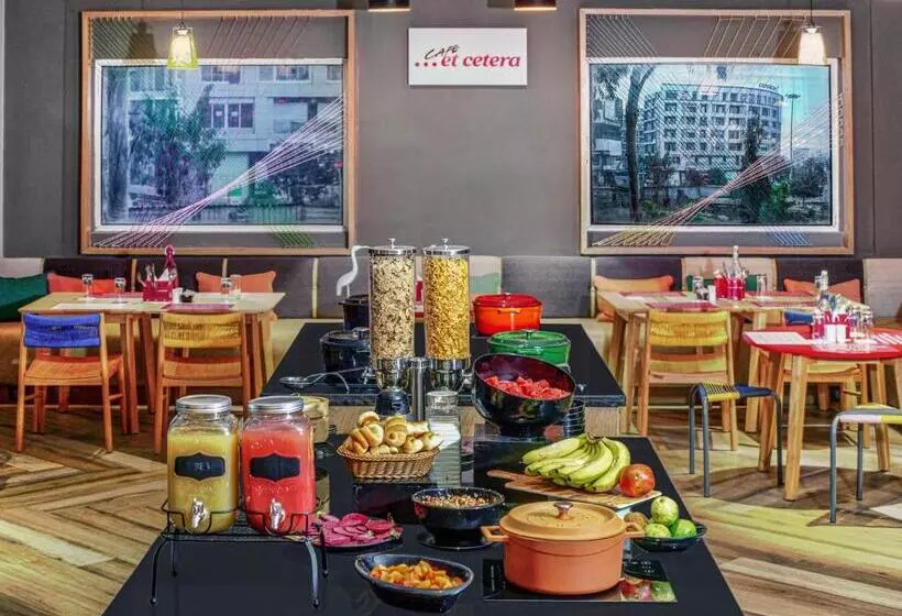 Hotelli Ginger Kochi, Kalamassery