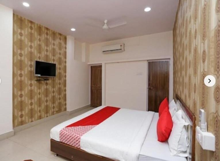 فندق Shree Krishna Residency By Bookingcare