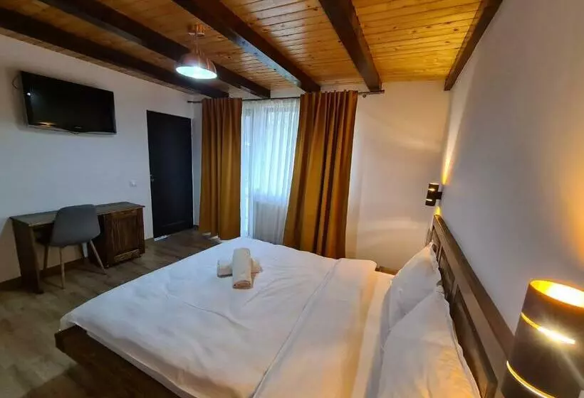 Majatalo Complex Turistic Hor A