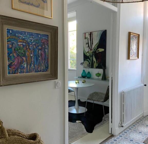 پانسیون Un Palmier à Sa Fenêtre