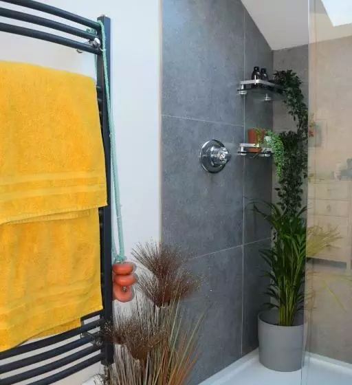 تختخواب و صبحانه 6 Trungle Terrace