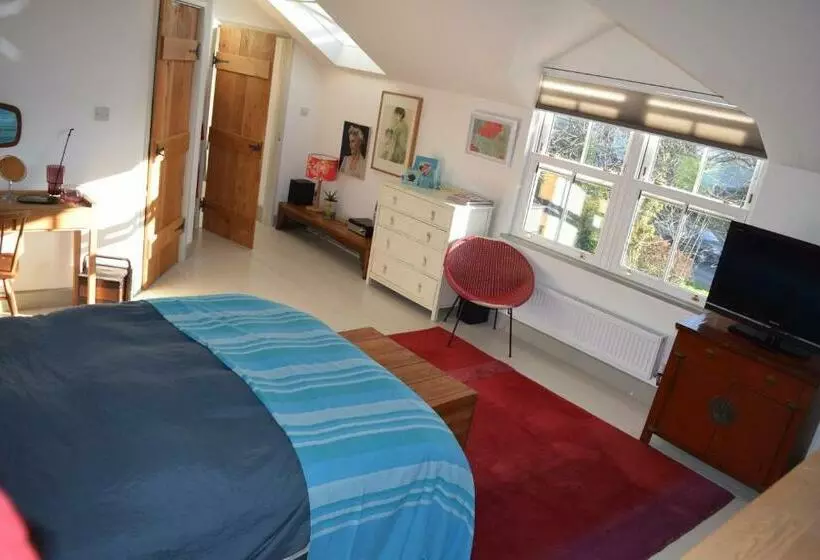 تختخواب و صبحانه 6 Trungle Terrace