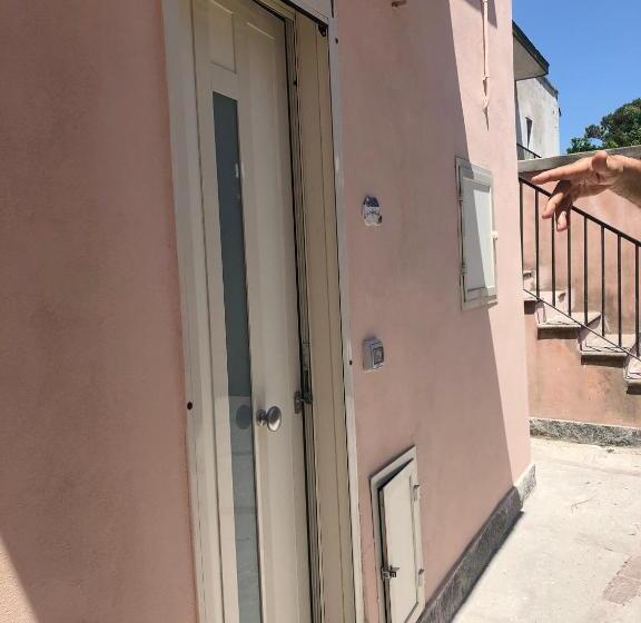 צימר La Scarafocchiola