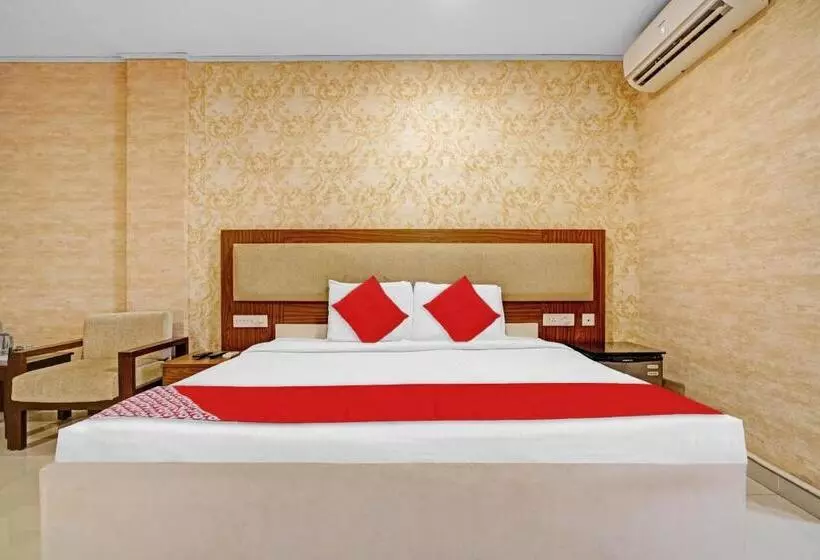 ホテル Capital O Vazhakkala Residency