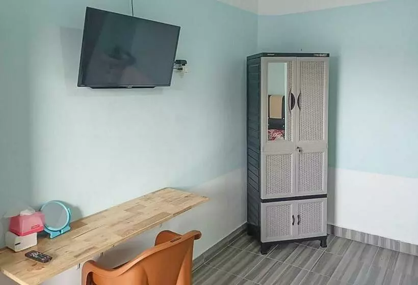 ホテル Homestay Papa Mama Syariah Redpartner