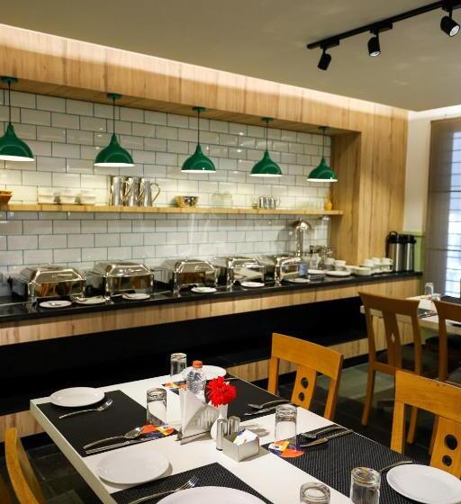 호텔 Myspace Forest Keys