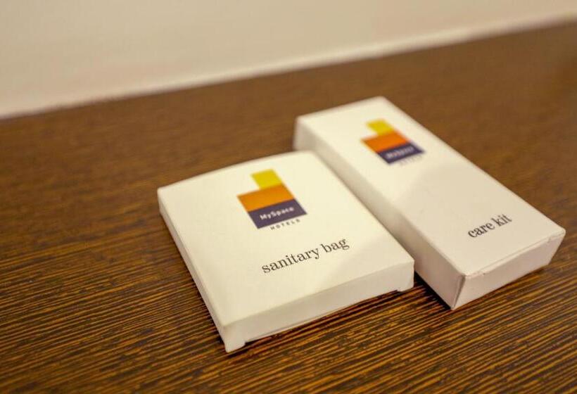 호텔 Myspace Forest Keys