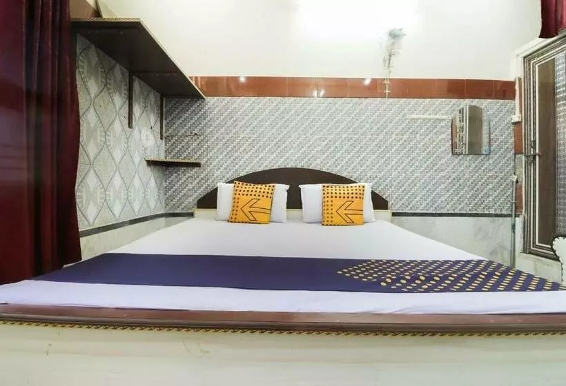 ホテル Oyo 87253 Om Sai Guest House