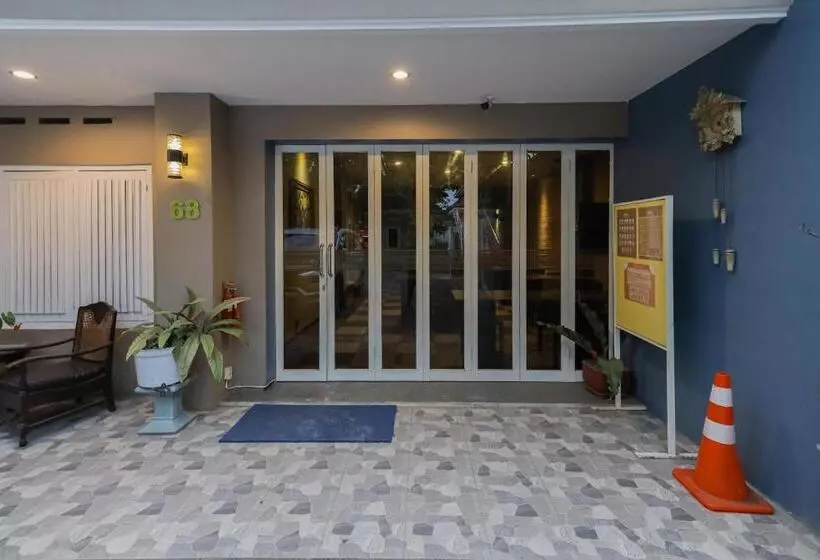 Hotelli Reddoorz Plus At Swun Stay Raya Langsep