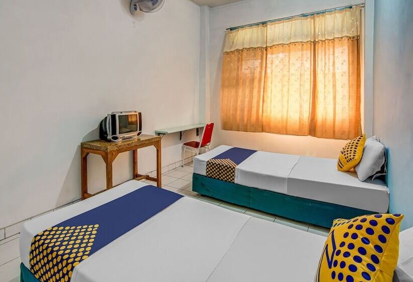 Spot On 90964 Hotel Margadana