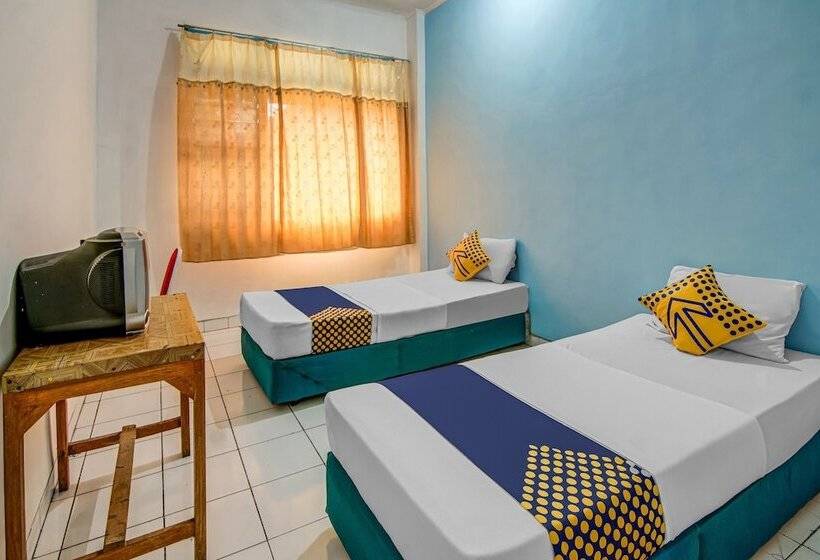 Spot On 90964 Hotel Margadana