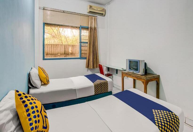 Spot On 90964 Hotel Margadana