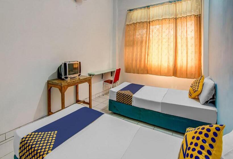 Spot On 90964 Hotel Margadana