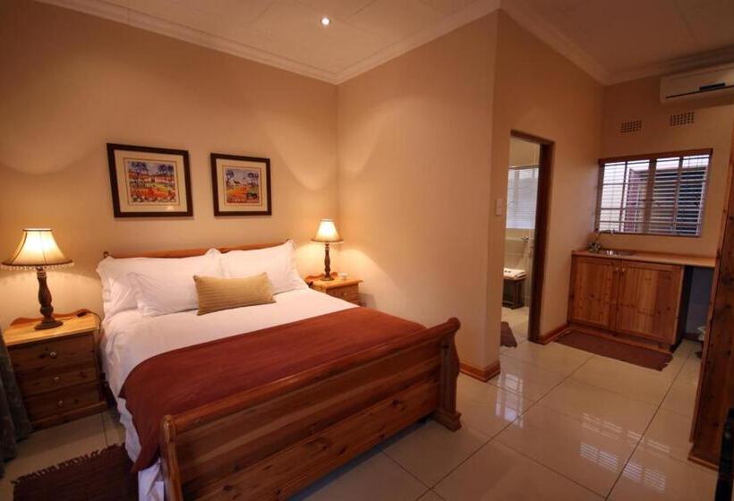 פנסיון 75 On Milner Lodge