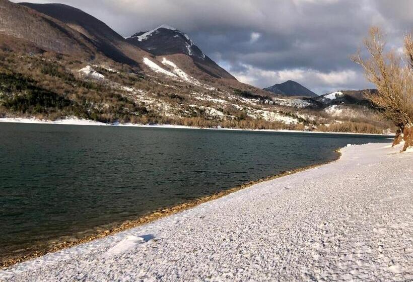 פנסיון Affittacamere 7nani