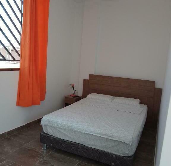 Пансион Habitaciones Don Pelu