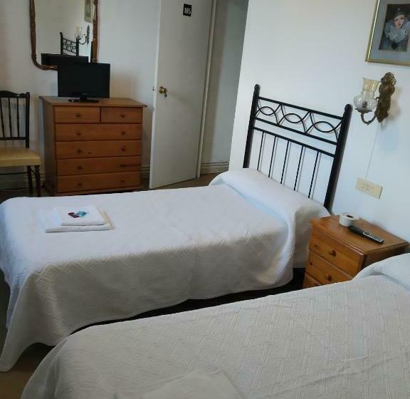 פנסיון Hostal Padornelo