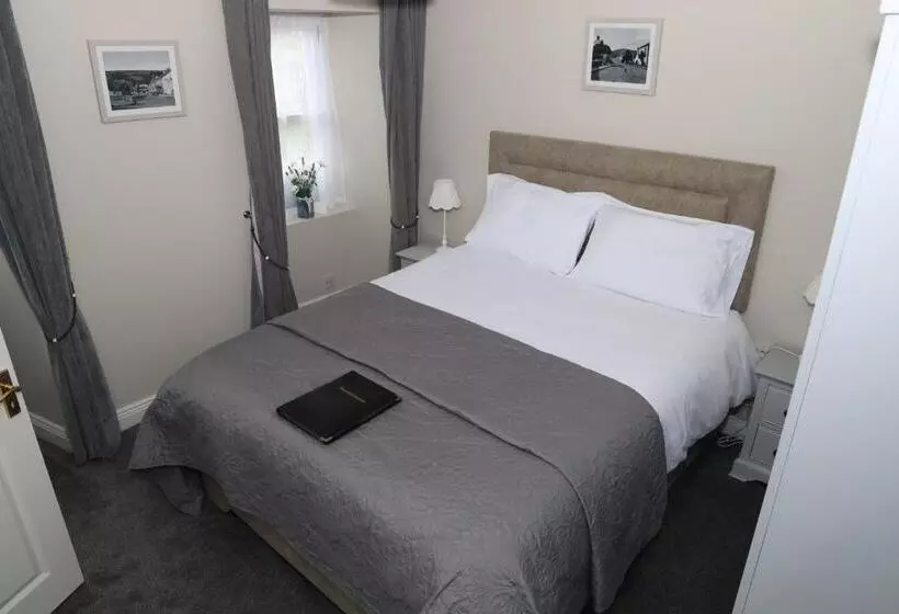 Majatalo Madelines Accommodation