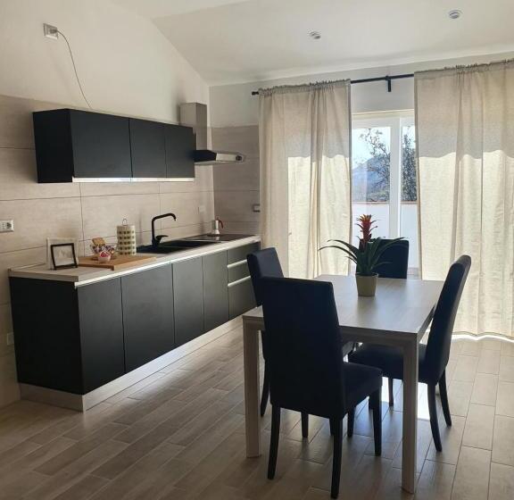 بنسيون Setteabbracci Suite & Apartments