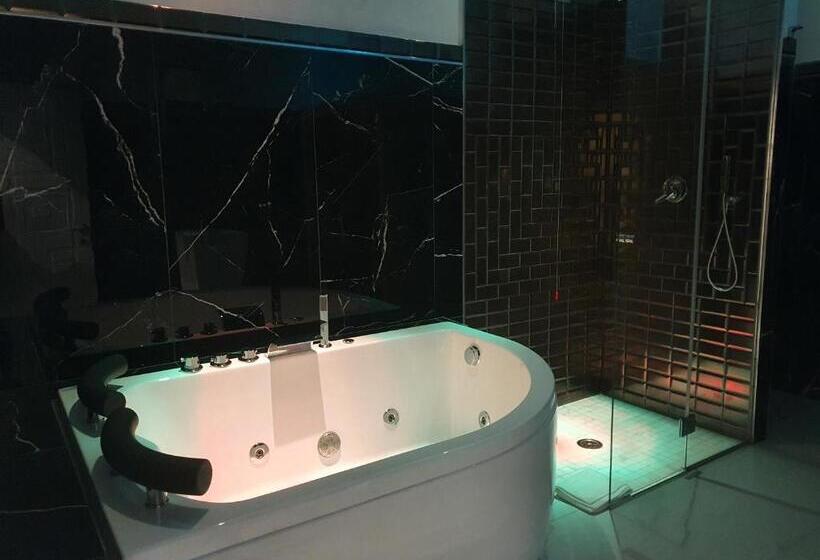 بنسيون Setteabbracci Suite & Apartments