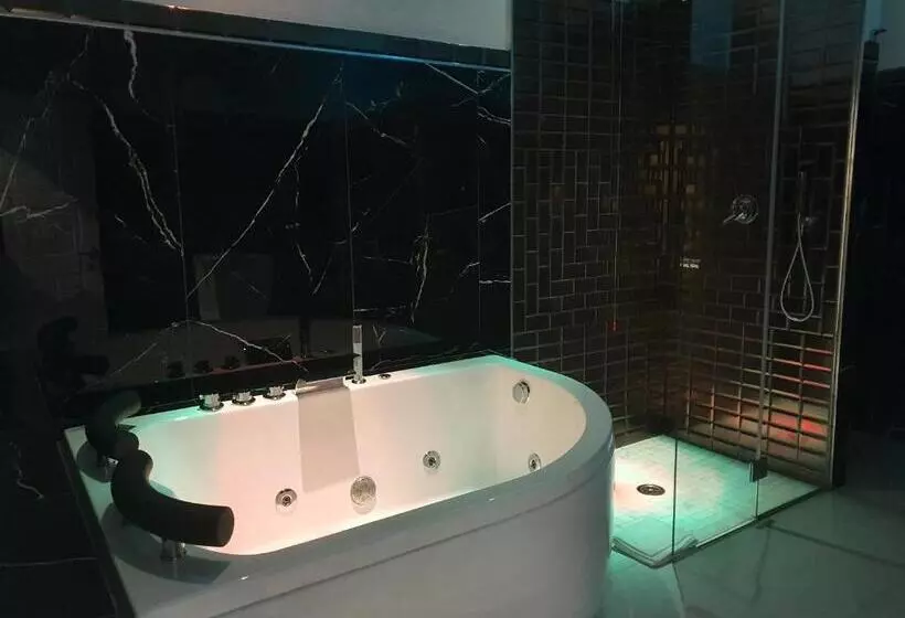 Majatalo Setteabbracci Suite & Apartments