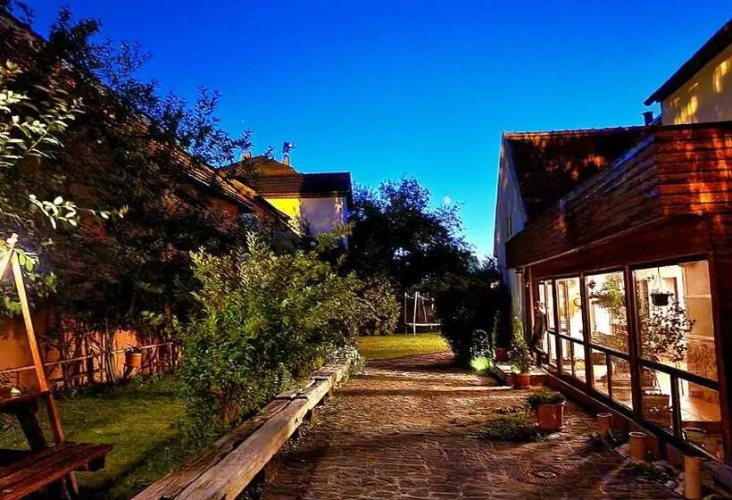 Majatalo Studiorasnov