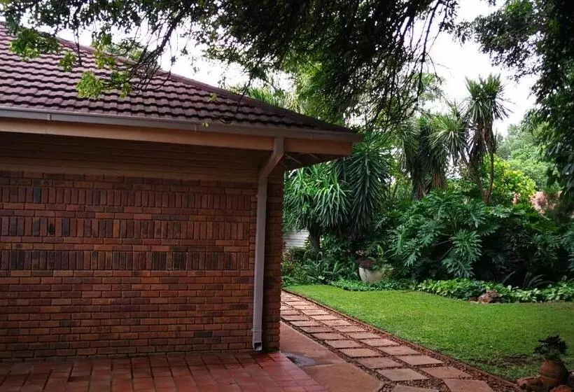 ペンション Tree Aloe Guest House