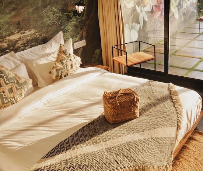 Amazonika Boutique Resort