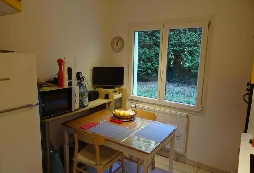 Aamiaismajoitus (B&B) Le Hameau