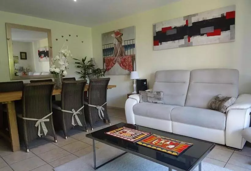 Aamiaismajoitus (B&B) Le Hameau