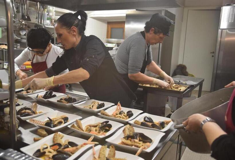 ホテル Agriturismo Poggio Ai Legni