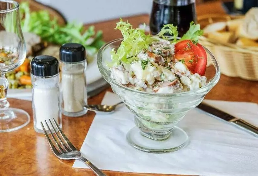 ホテル Aux Bons Amis