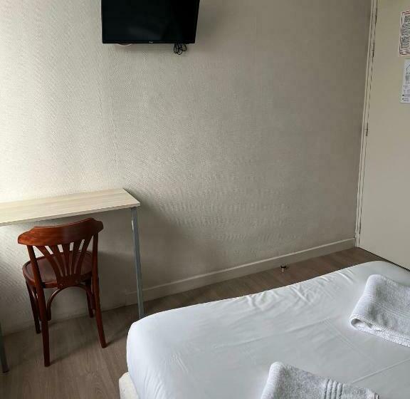 בית מלון כפרי Aux Bons Amis