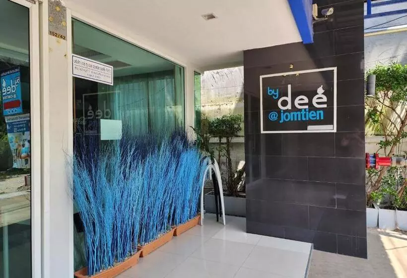 هتل By Dee At Jomtien