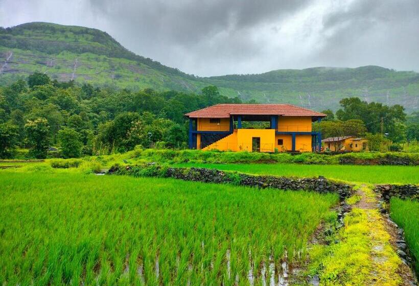 Hotell King S Landing, An Indigenous Experience