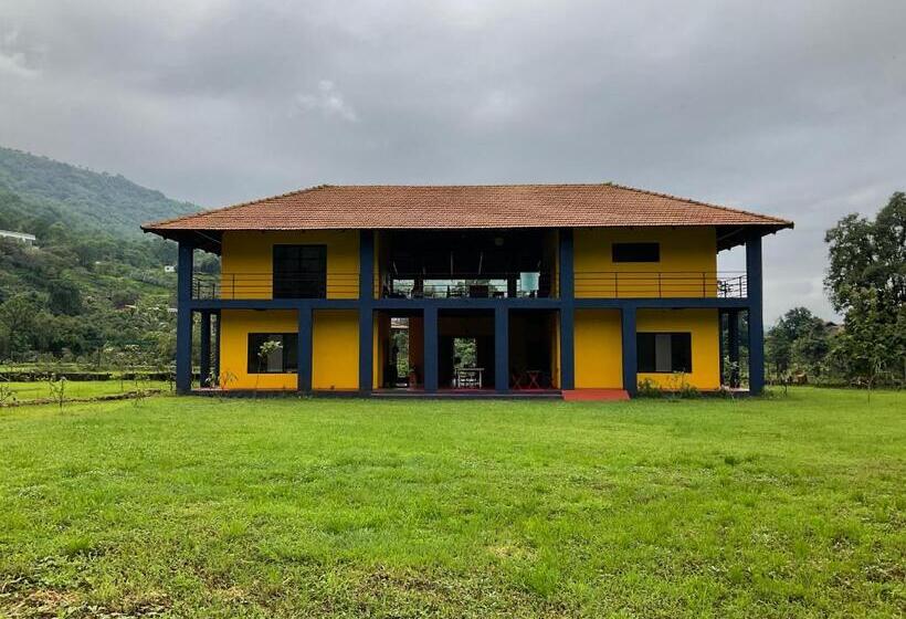 Hotell King S Landing, An Indigenous Experience