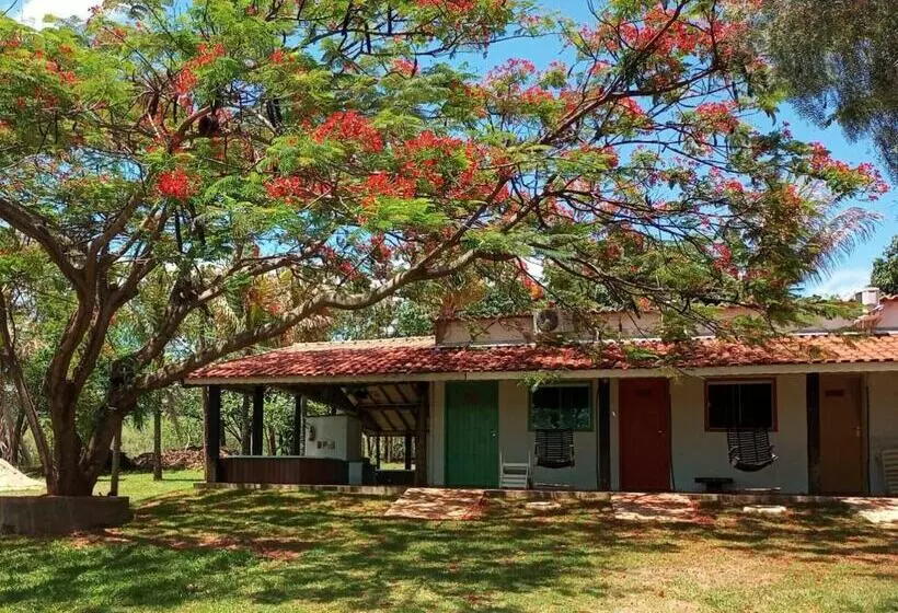 Hotelli Pousada Sakura