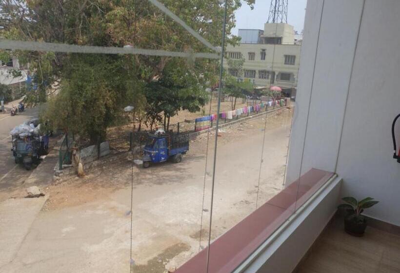 호텔 Sai Inn Mysore