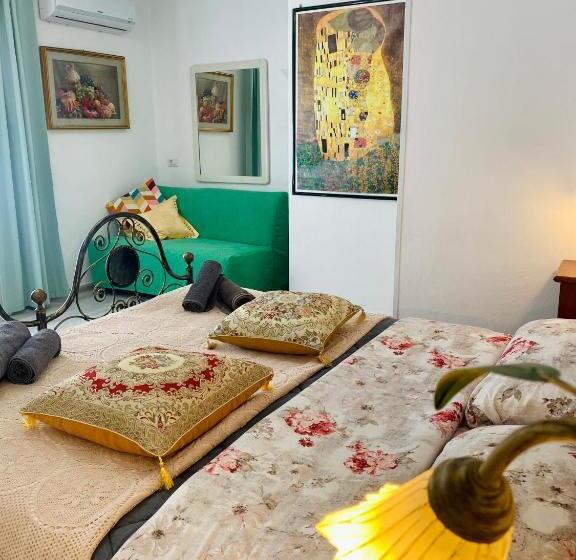 Pension (Hôtel basse catégorie) Casa Luba