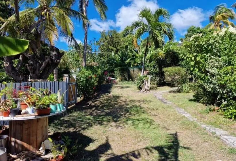 پانسیون Le Biabiany