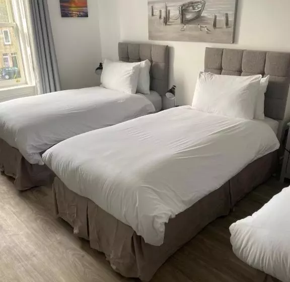 ペンション The Roxburgh Guest Accommodation