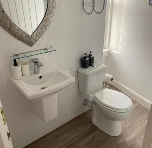 膳宿费 The Roxburgh Guest Accommodation