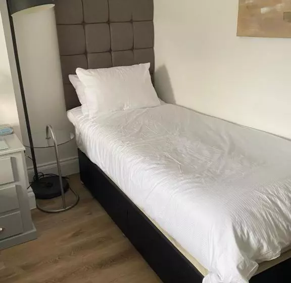 ペンション The Roxburgh Guest Accommodation