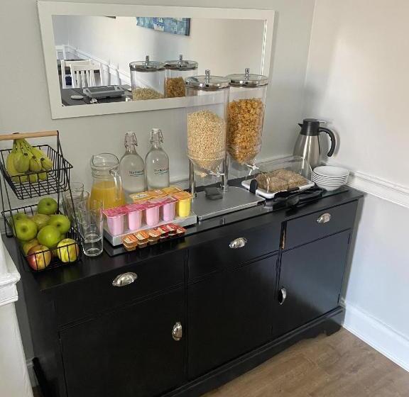 膳宿费 The Roxburgh Guest Accommodation