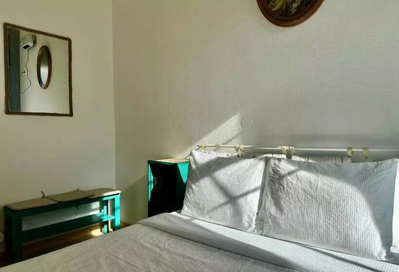 پانسیون Ti Maria Guest House