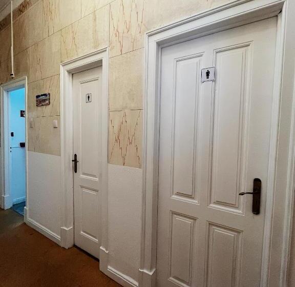 پانسیون Ti Maria Guest House