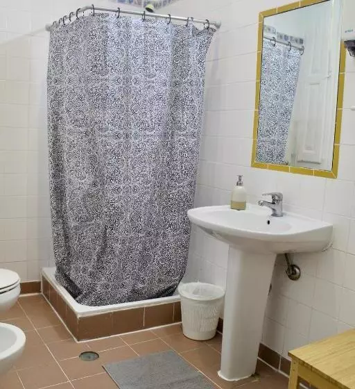 پانسیون Ti Maria Guest House