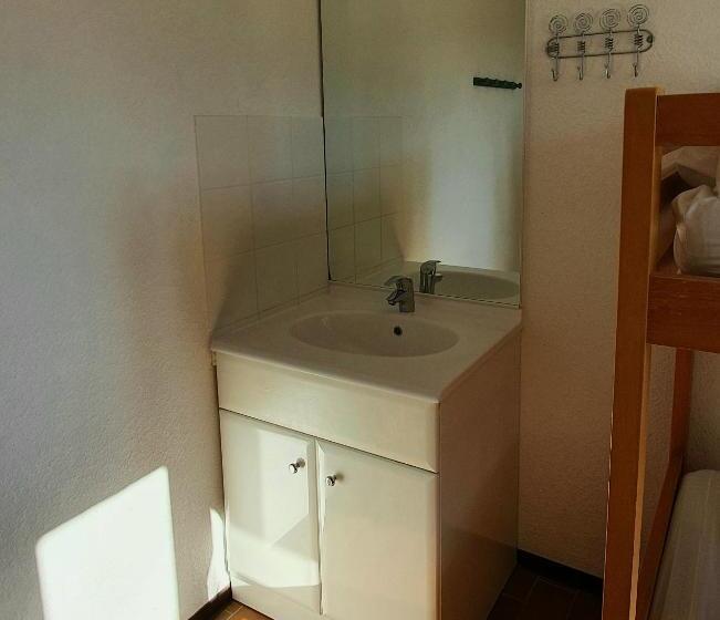 ユースホステル Auberge Collective Cozy&family