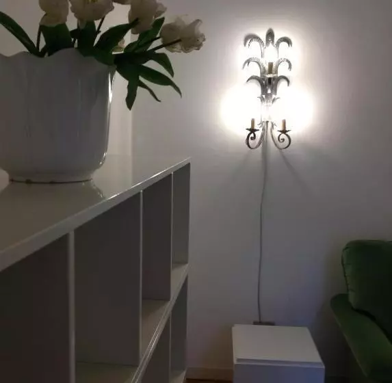 تختخواب و صبحانه Magnolia